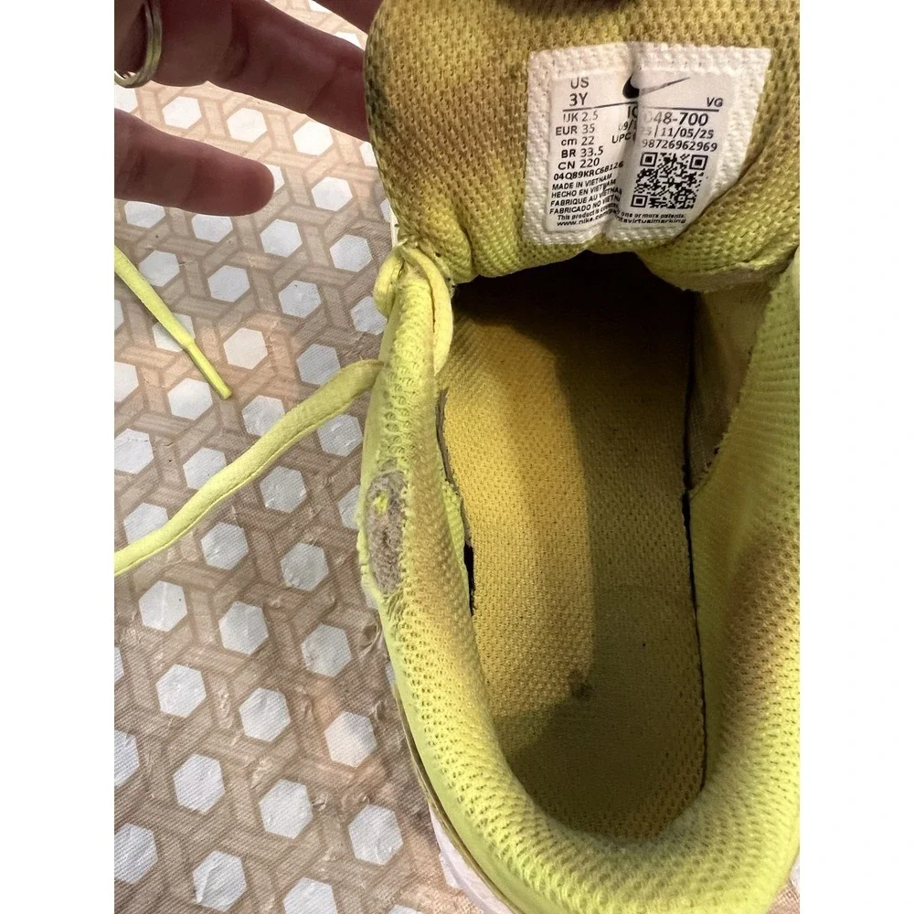Nike Vapor Baseball  Cleats Yellow Size 3Y